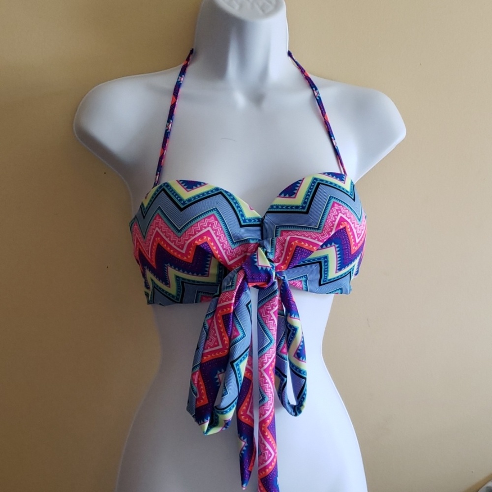 PINK Victoria's Secret Bikini Ruffled Top